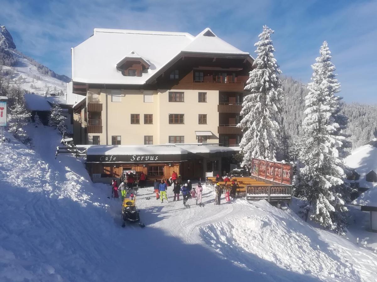 Apartments Susanne Und Jasmin - Haus Sonnleitn Sonnenalpe Nassfeld Exterior foto